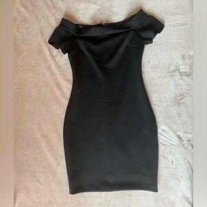 Guess off the shoulders dress - size S